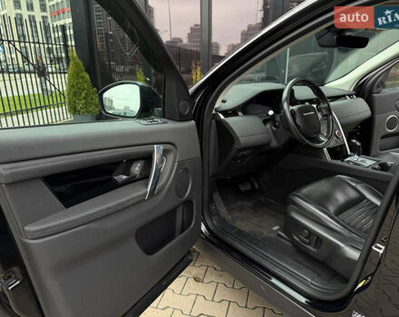 Черный Ленд Ровер Discovery Sport, объемом двигателя 2 л и пробегом 130 тыс. км за 35500 $, фото 12 на Automoto.ua