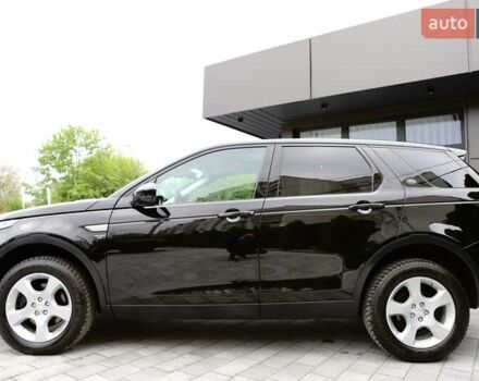 Черный Ленд Ровер Discovery Sport, объемом двигателя 2 л и пробегом 142 тыс. км за 23899 $, фото 2 на Automoto.ua