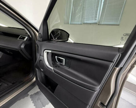 Коричневий Ленд Ровер Discovery Sport, об'ємом двигуна 2 л та пробігом 123 тис. км за 18999 $, фото 32 на Automoto.ua