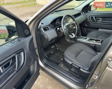 Коричневий Ленд Ровер Discovery Sport, об'ємом двигуна 2 л та пробігом 222 тис. км за 16700 $, фото 12 на Automoto.ua