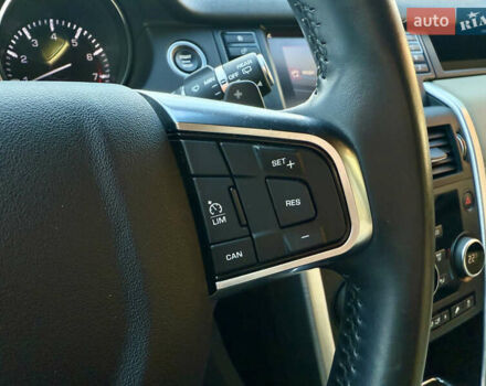 Коричневый Ленд Ровер Discovery Sport, объемом двигателя 2 л и пробегом 77 тыс. км за 17300 $, фото 48 на Automoto.ua