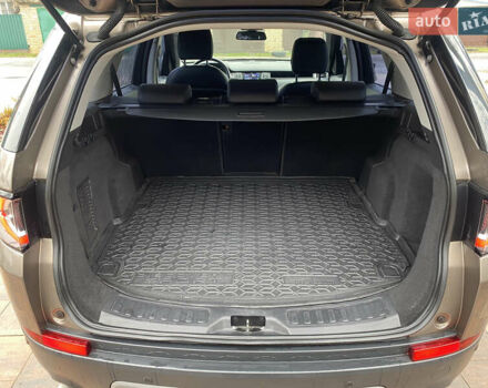 Коричневый Ленд Ровер Discovery Sport, объемом двигателя 2 л и пробегом 108 тыс. км за 29900 $, фото 9 на Automoto.ua