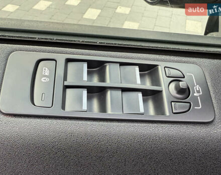 Ленд Ровер Discovery Sport 2016 в Львове на Automoto.ua Коричневый Ленд Ровер Discovery Sport, объемом двигателя 0 л и пробегом 181 тыс. км за 17500 $, фото 47 на Automoto.ua