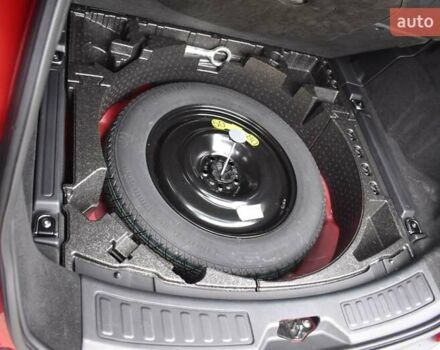 Красный Ленд Ровер Discovery Sport, объемом двигателя 2 л и пробегом 66 тыс. км за 20700 $, фото 14 на Automoto.ua