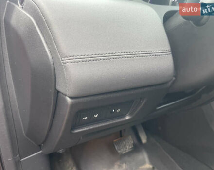 Червоний Ленд Ровер Discovery Sport, об'ємом двигуна 2 л та пробігом 240 тис. км за 16550 $, фото 20 на Automoto.ua