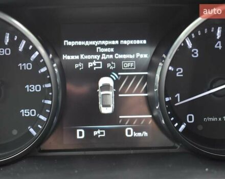 Красный Ленд Ровер Discovery Sport, объемом двигателя 2 л и пробегом 66 тыс. км за 20700 $, фото 7 на Automoto.ua