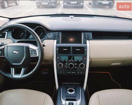 Красный Ленд Ровер Discovery Sport, объемом двигателя 2 л и пробегом 118 тыс. км за 18900 $, фото 12 на Automoto.ua