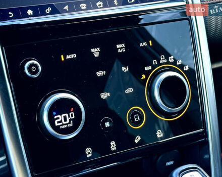 Красный Ленд Ровер Discovery Sport, объемом двигателя 2 л и пробегом 69 тыс. км за 39500 $, фото 26 на Automoto.ua