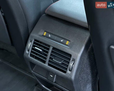 Красный Ленд Ровер Discovery Sport, объемом двигателя 2 л и пробегом 69 тыс. км за 39500 $, фото 20 на Automoto.ua