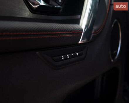 Красный Ленд Ровер Discovery Sport, объемом двигателя 2 л и пробегом 77 тыс. км за 45000 $, фото 13 на Automoto.ua