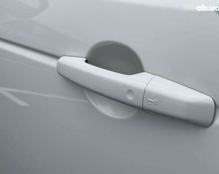 Ленд Ровер Discovery Sport, объемом двигателя 2 л и пробегом 72 тыс. км за 37000 $, фото 7 на Automoto.ua