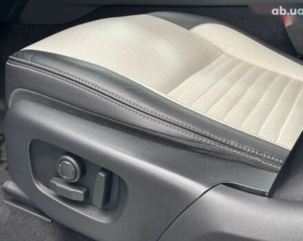 Ленд Ровер Discovery Sport, объемом двигателя 2 л и пробегом 72 тыс. км за 37000 $, фото 17 на Automoto.ua