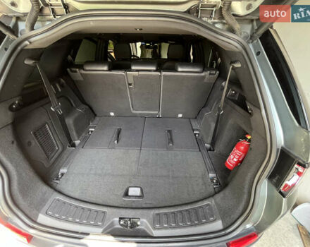 Серый Ленд Ровер Discovery Sport, объемом двигателя 2 л и пробегом 182 тыс. км за 21400 $, фото 9 на Automoto.ua