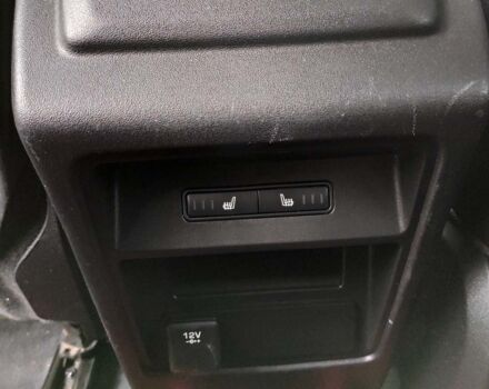 Сірий Ленд Ровер Discovery Sport, об'ємом двигуна 2 л та пробігом 163 тис. км за 22600 $, фото 23 на Automoto.ua