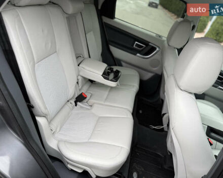 Серый Ленд Ровер Discovery Sport, объемом двигателя 2 л и пробегом 188 тыс. км за 14499 $, фото 15 на Automoto.ua