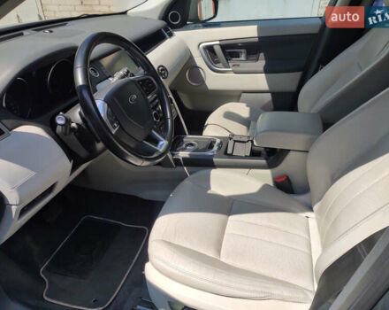 Серый Ленд Ровер Discovery Sport, объемом двигателя 2 л и пробегом 147 тыс. км за 23500 $, фото 22 на Automoto.ua