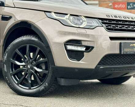 Сірий Ленд Ровер Discovery Sport, об'ємом двигуна 2.2 л та пробігом 139 тис. км за 23500 $, фото 6 на Automoto.ua