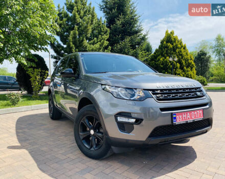 Серый Ленд Ровер Discovery Sport, объемом двигателя 2 л и пробегом 228 тыс. км за 20300 $, фото 2 на Automoto.ua