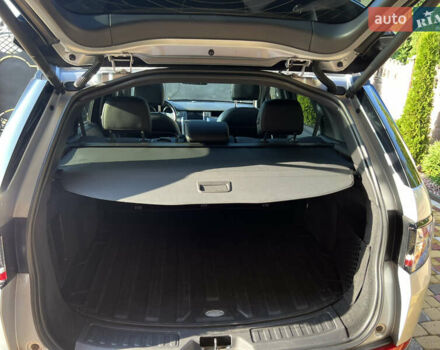 Серый Ленд Ровер Discovery Sport, объемом двигателя 2 л и пробегом 84 тыс. км за 22300 $, фото 53 на Automoto.ua