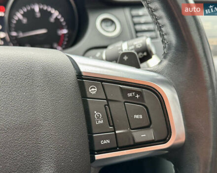 Сірий Ленд Ровер Discovery Sport, об'ємом двигуна 2.2 л та пробігом 139 тис. км за 23500 $, фото 44 на Automoto.ua