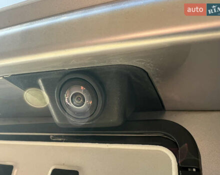 Серый Ленд Ровер Discovery Sport, объемом двигателя 2 л и пробегом 84 тыс. км за 22300 $, фото 52 на Automoto.ua