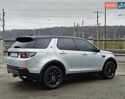 Сірий Ленд Ровер Discovery Sport, об'ємом двигуна 2 л та пробігом 69 тис. км за 18900 $, фото 7 на Automoto.ua