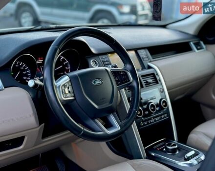 Серый Ленд Ровер Discovery Sport, объемом двигателя 2 л и пробегом 187 тыс. км за 15650 $, фото 3 на Automoto.ua