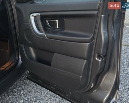 Сірий Ленд Ровер Discovery Sport, об'ємом двигуна 2 л та пробігом 163 тис. км за 19999 $, фото 40 на Automoto.ua