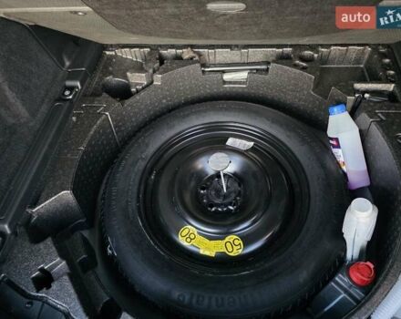 Сірий Ленд Ровер Discovery Sport, об'ємом двигуна 2 л та пробігом 163 тис. км за 19999 $, фото 32 на Automoto.ua