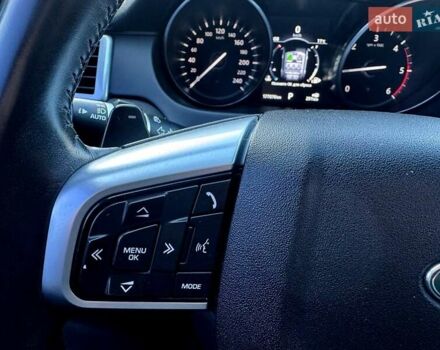 Ленд Ровер Discovery Sport 2017 в Хмельницком на Automoto.ua Серый Ленд Ровер Discovery Sport, объемом двигателя 2 л и пробегом 177 тыс. км за 19900 $, фото 33 на Automoto.ua