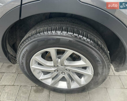 Сірий Ленд Ровер Discovery Sport, об'ємом двигуна 2 л та пробігом 92 тис. км за 17450 $, фото 77 на Automoto.ua