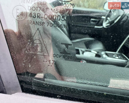 Серый Ленд Ровер Discovery Sport, объемом двигателя 2 л и пробегом 243 тыс. км за 19450 $, фото 30 на Automoto.ua