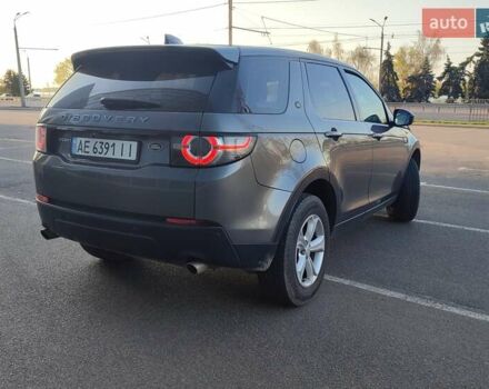Серый Ленд Ровер Discovery Sport, объемом двигателя 2 л и пробегом 164 тыс. км за 23000 $, фото 14 на Automoto.ua