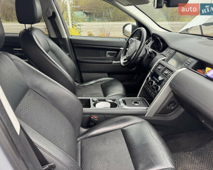 Серый Ленд Ровер Discovery Sport, объемом двигателя 2 л и пробегом 243 тыс. км за 19450 $, фото 29 на Automoto.ua
