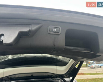 Сірий Ленд Ровер Discovery Sport, об'ємом двигуна 2 л та пробігом 92 тис. км за 17450 $, фото 150 на Automoto.ua