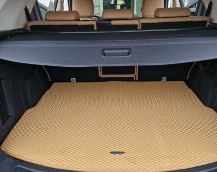 Серый Ленд Ровер Discovery Sport, объемом двигателя 2 л и пробегом 167 тыс. км за 21800 $, фото 20 на Automoto.ua