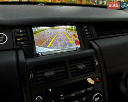 Серый Ленд Ровер Discovery Sport, объемом двигателя 2 л и пробегом 96 тыс. км за 19900 $, фото 26 на Automoto.ua