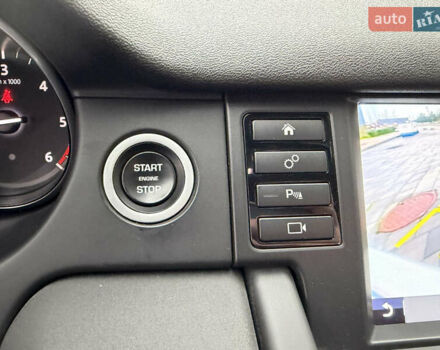 Сірий Ленд Ровер Discovery Sport, об'ємом двигуна 2 л та пробігом 136 тис. км за 19900 $, фото 27 на Automoto.ua