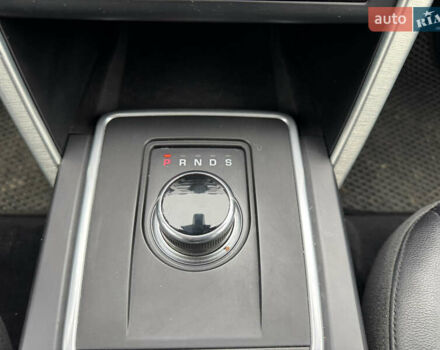 Серый Ленд Ровер Discovery Sport, объемом двигателя 2 л и пробегом 243 тыс. км за 19450 $, фото 21 на Automoto.ua