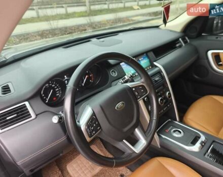 Серый Ленд Ровер Discovery Sport, объемом двигателя 2 л и пробегом 81 тыс. км за 20600 $, фото 24 на Automoto.ua