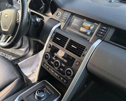 Серый Ленд Ровер Discovery Sport, объемом двигателя 2 л и пробегом 163 тыс. км за 15299 $, фото 13 на Automoto.ua