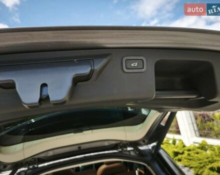 Серый Ленд Ровер Discovery Sport, объемом двигателя 2 л и пробегом 81 тыс. км за 20999 $, фото 16 на Automoto.ua