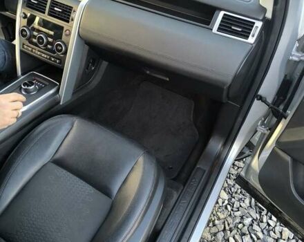 Серый Ленд Ровер Discovery Sport, объемом двигателя 2 л и пробегом 163 тыс. км за 15299 $, фото 15 на Automoto.ua