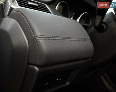 Серый Ленд Ровер Discovery Sport, объемом двигателя 2 л и пробегом 96 тыс. км за 19900 $, фото 11 на Automoto.ua