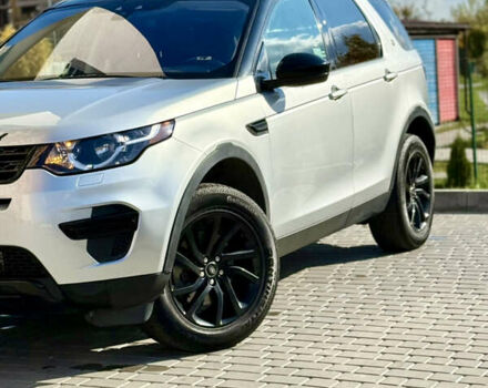 Ленд Ровер Discovery Sport 2017 в Виннице на Automoto.ua Серый Ленд Ровер Discovery Sport, объемом двигателя 2 л и пробегом 132 тыс. км за 16999 $, фото 7 на Automoto.ua