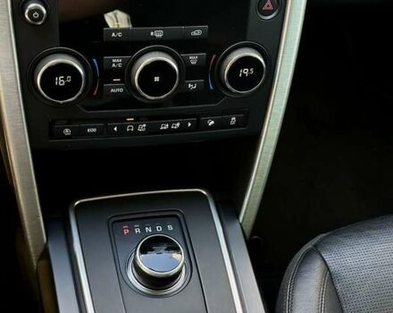 Сірий Ленд Ровер Discovery Sport, об'ємом двигуна 2 л та пробігом 117 тис. км за 24200 $, фото 10 на Automoto.ua