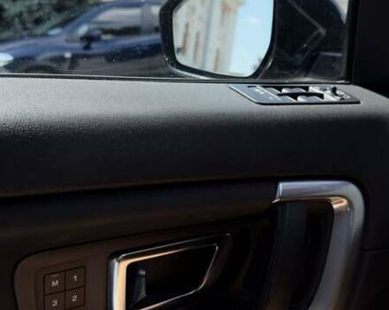 Сірий Ленд Ровер Discovery Sport, об'ємом двигуна 2 л та пробігом 117 тис. км за 24200 $, фото 6 на Automoto.ua