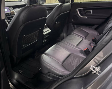 Сірий Ленд Ровер Discovery Sport, об'ємом двигуна 2 л та пробігом 74 тис. км за 19500 $, фото 6 на Automoto.ua