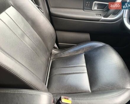 Серый Ленд Ровер Discovery Sport, объемом двигателя 2 л и пробегом 93 тыс. км за 22000 $, фото 25 на Automoto.ua