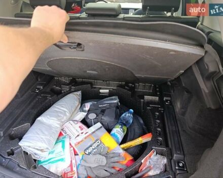 Серый Ленд Ровер Discovery Sport, объемом двигателя 2 л и пробегом 93 тыс. км за 22000 $, фото 42 на Automoto.ua